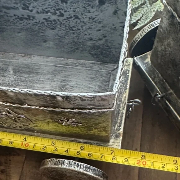 Vintage Metal Train Decor - Picture 12 of 13